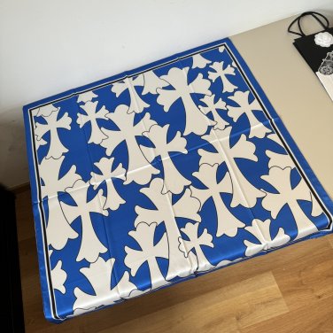 ch 110Kroxin 90cm silk square scarf is made of top-quality twill silk material with h_6171