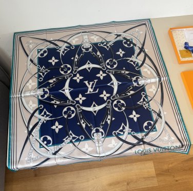 ch 110LV new square scarfThe Ultimate Monogram 90 square scarf reinterprets Louis V_2740
