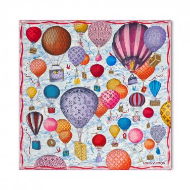 ch 110Lv's new silk handkerchiefThis Up and Away 90 square scarf tells the story of_7657