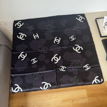 ch 110Original Small Fragrance 90cm Silk Square Towel [Camellia Double C] Made of top