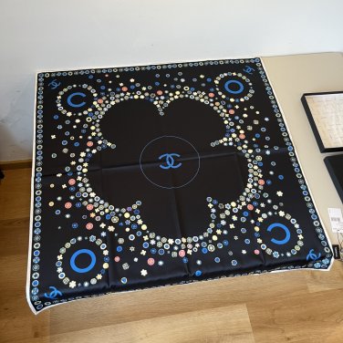 ch 110Original Small Fragrance 90cm Silk Square Towel [Double C Camellia] Made of top