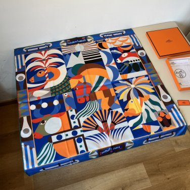 ch 110The Herm &Atilde;&uml; s handkerchief Grand Parade is stunning, full of dreamy design, a_7720