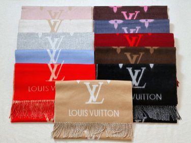 cial approval 105LV REYKJAVIK cashmere scarf Top selling items at counters, with mai
