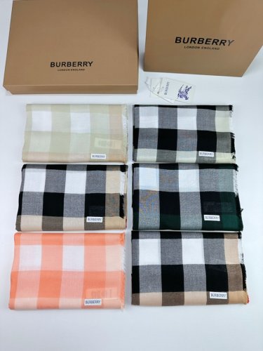 cial approval 145Synchronize official website, Burberry's fashionable sentiment. Dai_1459