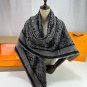 cial approval 165MONOGRAM shawlNicolas Ghesqui è re brought together Louis Vuitto_1451