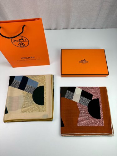 cial approval 185H family's 135cm velvet square scarf for spring and summer of 25 ye_7982