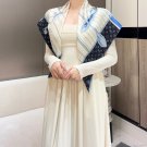 hundred and thirtyLouis Vuitton 90 Square TowelIs the fabric made of top-quality 1