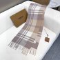 is new! BURBERRY 100% cashmere unisex! Stunning! Dressed in a beautiful outfit, it's u_5755