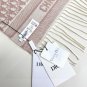 latest Dior colors for 2024 are available on delivery. This Oblique printed scarf rein
