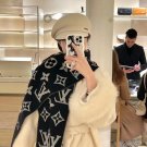 LV Essential scarf, which is the most popular among 120 donkeys, focuses on big elemen