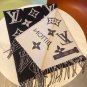 LV Essential scarf, which is the most popular among 120 donkeys, focuses on big elemen
