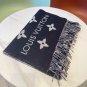 LV Essential scarf, which is the most popular among 120 donkeys, focuses on big elemen