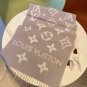 LV Essential scarf, which is the most popular among 120 donkeys, focuses on big elemen_119