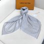 LV freshly baked amazing shawl~! &atilde;��The size of the shawl is rare, 120cm  120cm, with