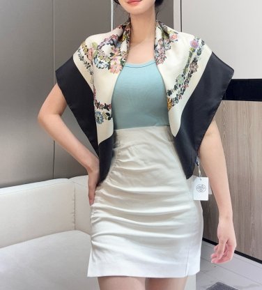 Spring 2025 Herm &Atilde;&uml; s HERMES Gorgeous Claw Flower Edition 1 Material Mulberry Silk 2