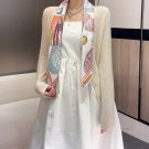 UP AND AWAY 90 square scarfThis 18mm premium silk double-sided same color scarf is a_3398