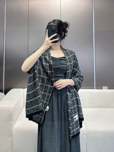 VIP limited edition top of the line exquisite fragrance [Double C shawl] top of the_5732