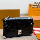 ￥ 160 Folding BoxNew LV Cruise Series  Black Silver LuxuryBlack embossing+silver met