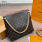 ￥ 170 airplane boxLV Zhong Chuxi's Multipass with the same design has been photographed