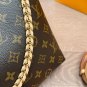 &iuml;&iquest;&yen; 170 airplane boxLV Zhong Chuxi's Multipass with the same design has been photographed