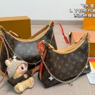 ￥ 170￥ 160 Airplane BoxLV crossbody bag armpit bagVersatile, classic and exquisite