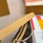 ï¿¥ 170ï¿¥ 160 Airplane BoxLV crossbody bag armpit bagVersatile, classic and exquisite