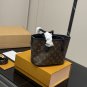 ¥ 180 with folding boxsize:20.17cmLv Neverfull BB New Shopping Bag!Ashes grade p