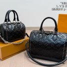 ￥ 180￥ 170 Airplane BoxLV Louis Vuitton's new 25ssSpeedy Willow Nail Pillow Bag for