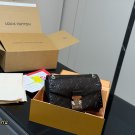 ￥ 190 Folding Box Airplane BoxLV 25ss Trunkie Classic and Modern Portable Art Gallery