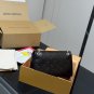 &iuml;&iquest;&yen; 190 Folding Box Airplane BoxLV 25ss Trunkie Classic and Modern Portable Art Gallery