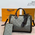￥ 215 Chip VersionLV Speedy Soft 30 Pillow BagHandbags create travel companions with