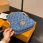 ¥ 220 with folding box airplane box (replica version)size:2618cmLv denim sunset is