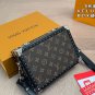 &iuml;&iquest;&yen; 225 airplane boxLV CLUTCH BOX Hard BoxThe appearance of the LV small box is too hig