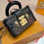 &iuml;&iquest;&yen; 225 airplane boxLV Handheld Hard BoxCompact and large in capacity, suitable for var