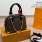 &iuml;&iquest;&yen; 240 airplane boxLV Alma Trunk BB Shell BagClassic Monogram canvas with natural cowh