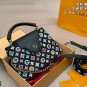 &iuml;&iquest;&yen; 250 airplane boxLV new handbagCapucinestExcellent upper body effectSuper unbea
