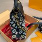 &iuml;&iquest;&yen; 250 airplane boxLV new handbagCapucinestExcellent upper body effectSuper unbea