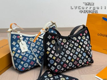 &iuml;&iquest;&yen; 275 Airplane BoxLV Carryall denim tote bagIt's Rocket OkayThe casual and high-end