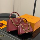 ￥ 330 ￥ 350 with folding boxsize  23cm 29cmLv Capucines handbagFull grain Taurillo_1640