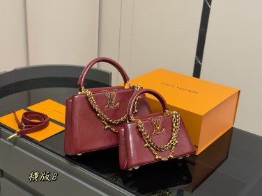 &iuml;&iquest;&yen; 330 &iuml;&iquest;&yen; 350 with folding boxsize  23cm 29cmLv Capucines handbagFull grain Taurillo_1640