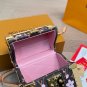 ï¿¥ 380 airplane boxLV Cherry Blossom Hard Box PackageThe classic old flower pattern co