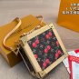 ï¿¥ 380 airplane boxLV Murakami Takashi Series Handheld Hard BoxesInvincible advanced a