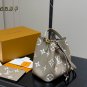 ï¿¥ 440 with folding box airplane boxOriginal quality daily recommendedLv bucket bag to