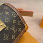 ï¿¥ 470 Airplane BoxLV Speedy Hard BoxAmong numerous hard cases of different sizes, thi