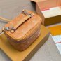 ï¿¥115LV Louis Vuitton's new makeup bagThe latest model is really cute!It's also very