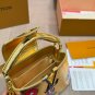 ï¿¥165ï¿¥160LV new handbagCapucinestExcellent upper body effectSuper unbeatable di