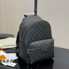 ￥225Recommended itemsHigh looks backpackLV DiscoveryLv's best looking backpack is