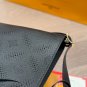 ï¿¥240The texture of the LV bucket bag is very high-endOn a daily basis, carrying it on
