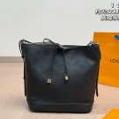 4 colors ￥ 240The texture of the LV bucket bag is very high-endOn a daily basis, carr