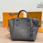 4 colors &iuml;&iquest;&yen; 250LV Vintage Dumpling BunThe bag has a round and cute shape, and is also